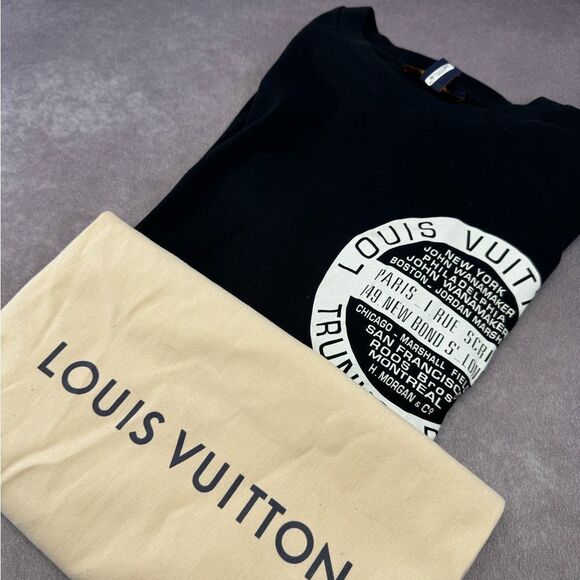 Louis Vuitton LV Stamp Trunks & Bags Black T Shirt Women Small - Picture 9 of 10